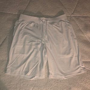 LULULEMON Pace breaker shorts